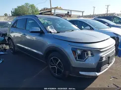 KNDCR3LE6P5051446 2023 KIA NIRO
