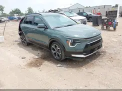 KNDCR3LE6P5057831 2023 KIA NIRO