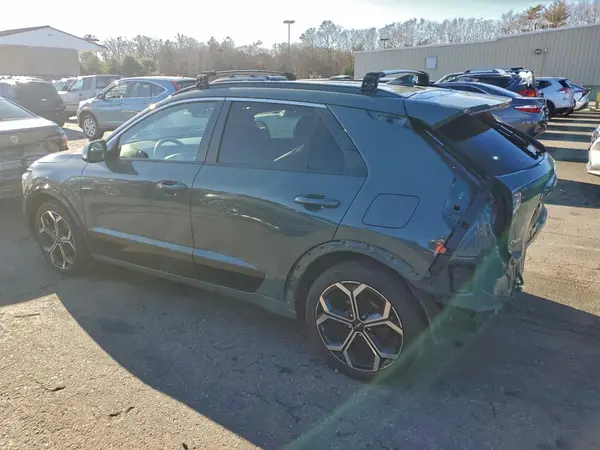 KNDCR3LE6P5067646 2023 KIA NIRO - Image 2