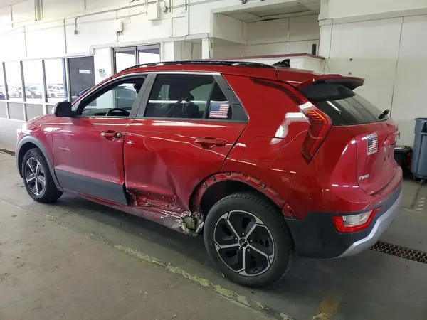 KNDCR3LE6P5069431 2023 KIA NIRO - Image 2