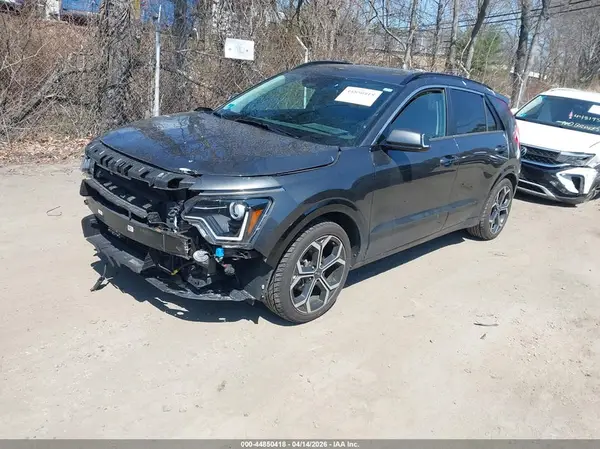 KNDCR3LE6P5085502 2023 KIA NIRO - Image 2