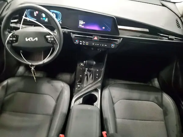 KNDCR3LE6P5117686 2023 KIA NIRO - Image 8