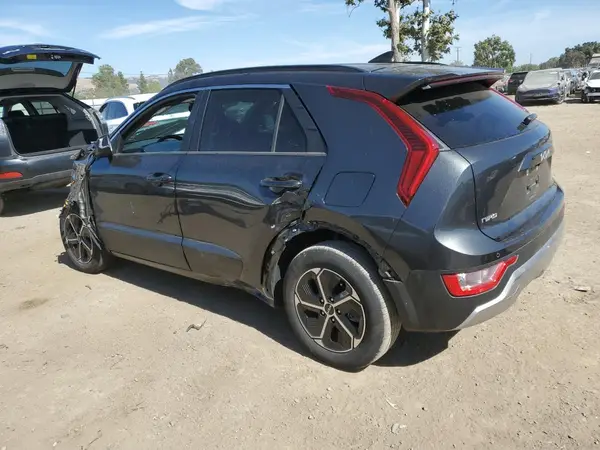 KNDCR3LE6P5118238 2023 KIA NIRO - Image 2