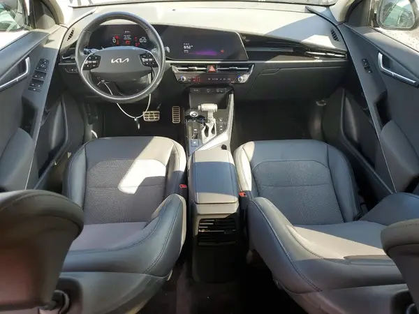 KNDCR3LE6R5152070 2024 KIA NIRO - Image 8