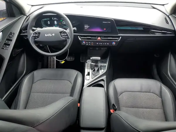 KNDCR3LE6R5156796 2024 KIA NIRO - Image 8