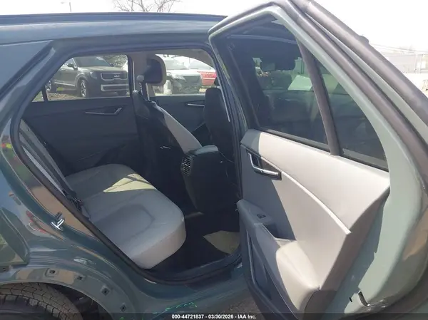 KNDCR3LE6S5214427 2025 KIA NIRO - Image 8
