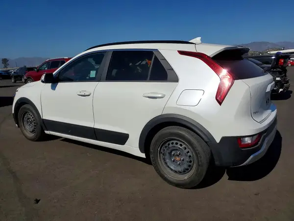 KNDCR3LE6S5236525 2025 KIA NIRO - Image 2