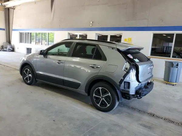 KNDCR3LE6S5239571 2025 KIA NIRO - Image 2