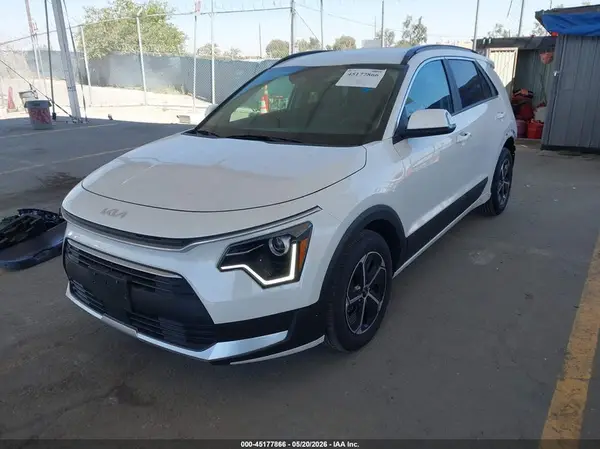 KNDCR3LE6S5257844 2025 KIA NIRO - Image 2