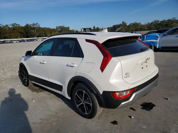 KNDCR3LE6S5293551 2025 KIA NIRO - Image 2