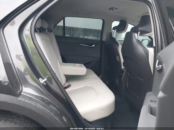 KNDCR3LE6T5320135 2026 KIA NIRO - Image 8
