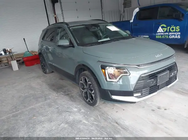 KNDCR3LE7P5047244 2023 KIA NIRO - Image 1
