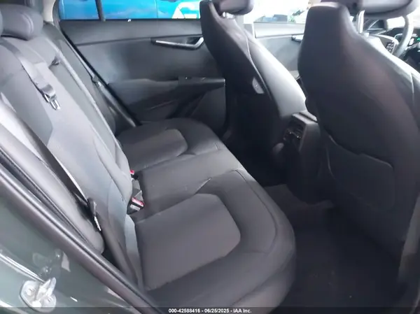 KNDCR3LE7P5047244 2023 KIA NIRO - Image 8