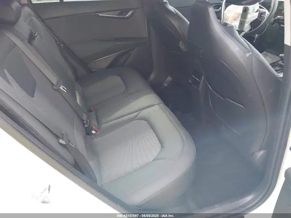 KNDCR3LE7P5060883 2023 KIA NIRO - Image 8