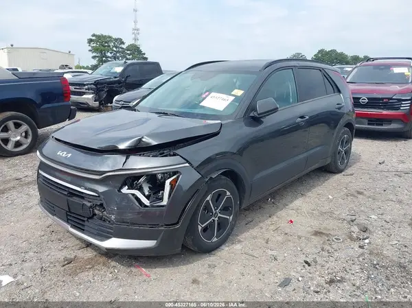 KNDCR3LE7P5115302 2023 KIA NIRO - Image 2