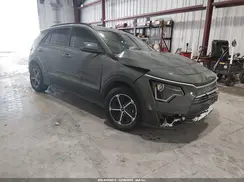 KNDCR3LE7R5124715 2024 KIA NIRO