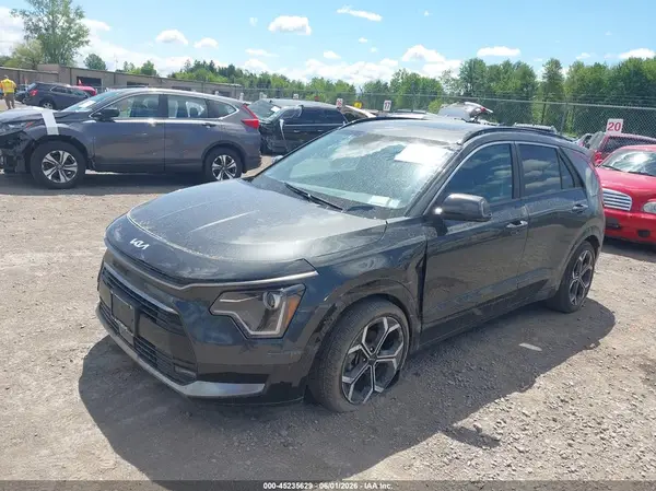 KNDCR3LE7R5175325 2024 KIA NIRO - Image 2