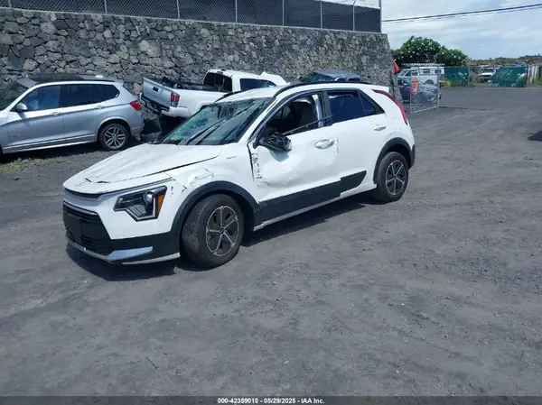 KNDCR3LE7R5187474 2024 KIA NIRO - Image 2
