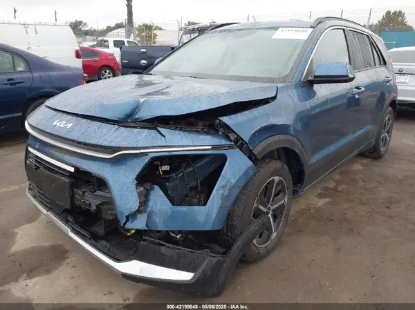 KNDCR3LE7R5197096 2024 KIA NIRO - Image 2