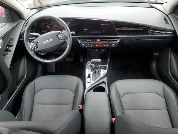 KNDCR3LE7S5213786 2025 KIA NIRO - Image 8