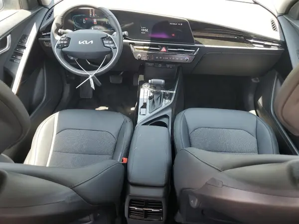 KNDCR3LE7S5232225 2025 KIA NIRO - Image 8