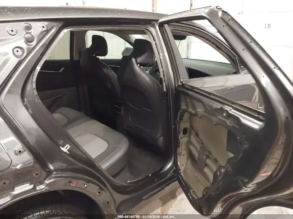 KNDCR3LE7S5253690 2025 KIA NIRO - Image 8