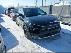 KNDCR3LE7S5257142 2025 KIA NIRO