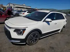 KNDCR3LE7S5273681 2025 KIA NIRO