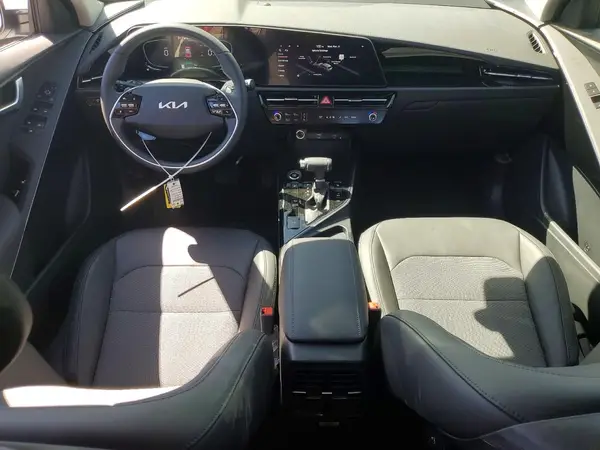 KNDCR3LE7S5273681 2025 KIA NIRO - Image 8