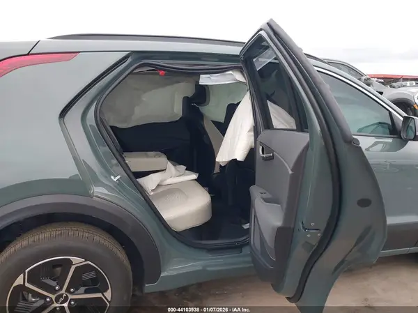 KNDCR3LE7S5307411 2025 KIA NIRO - Image 8