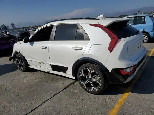 KNDCR3LE8P5031747 2023 KIA NIRO - Image 2