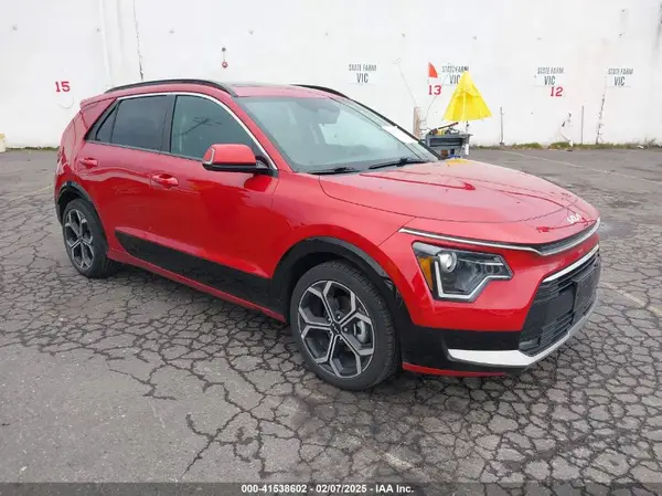KNDCR3LE8P5040383 2023 KIA NIRO - Image 1