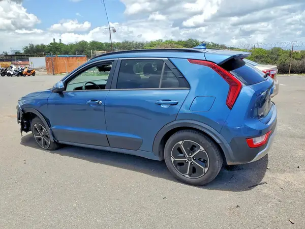 KNDCR3LE8P5040643 2023 KIA NIRO - Image 2