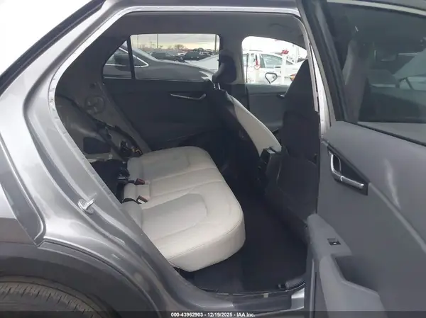 KNDCR3LE8P5042201 2023 KIA NIRO - Image 8