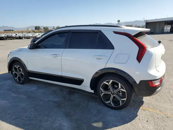 KNDCR3LE8P5042781 2023 KIA NIRO - Image 2