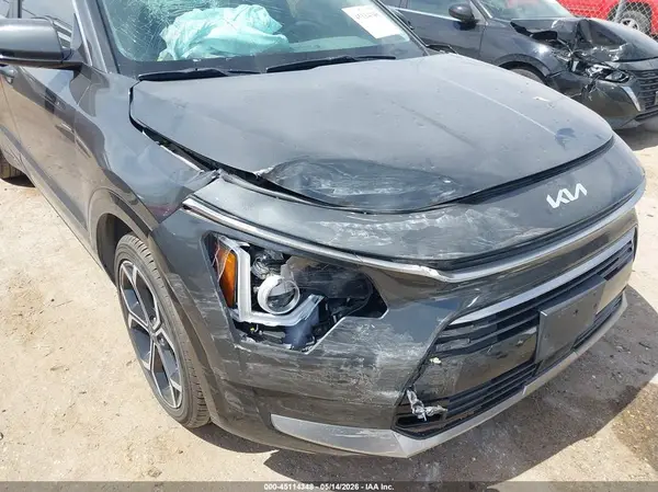 2023 KIA NIRO auction photo 6