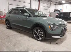 KNDCR3LE8P5057829 2023 KIA NIRO