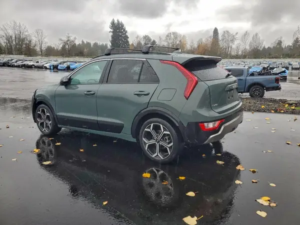 KNDCR3LE8P5059015 2023 KIA NIRO - Image 2