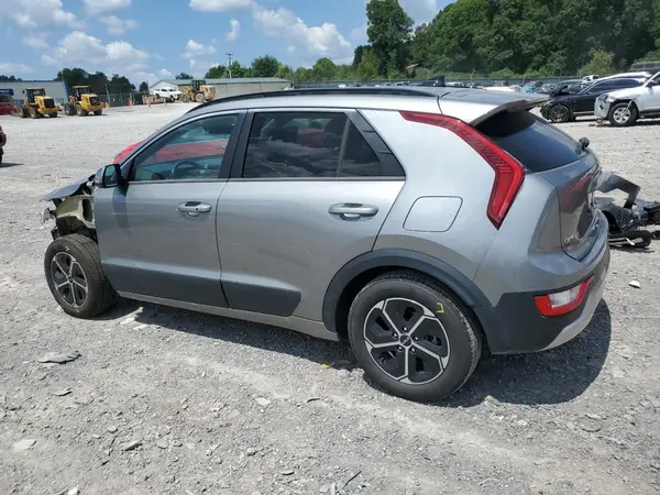 KNDCR3LE8P5063923 2023 KIA NIRO - Image 2