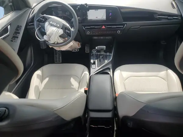 KNDCR3LE8P5069754 2023 KIA NIRO - Image 8