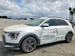 KNDCR3LE8P5078129 2023 KIA NIRO