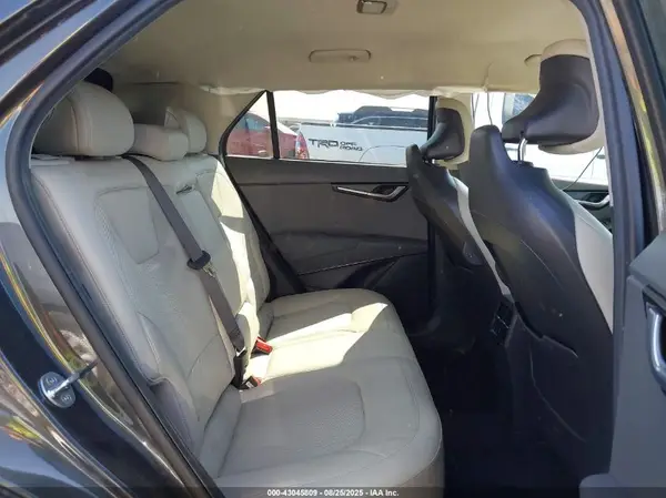 KNDCR3LE8P5085484 2023 KIA NIRO - Image 8