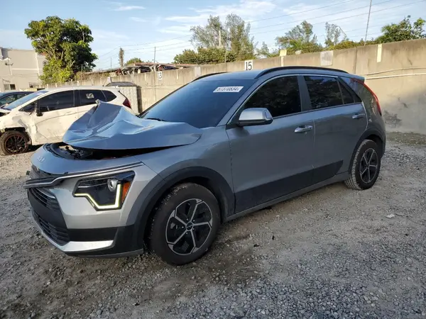 KNDCR3LE8P5106446 2023 KIA NIRO - Image 1