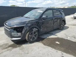KNDCR3LE8P5112067 2023 KIA NIRO