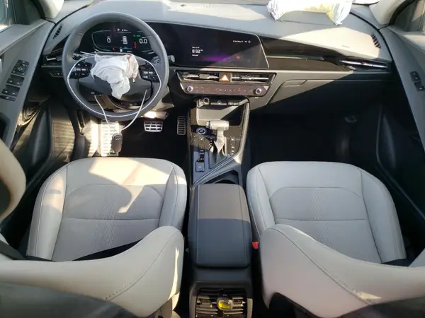 KNDCR3LE8R5125372 2024 KIA NIRO - Image 8