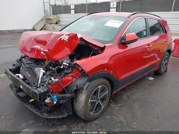 KNDCR3LE8R5146531 2024 KIA NIRO - Image 2