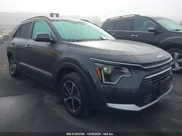 KNDCR3LE8R5151440 2024 KIA NIRO - Image 1