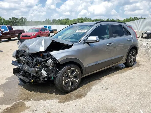 KNDCR3LE8R5156735 2024 KIA NIRO - Image 1