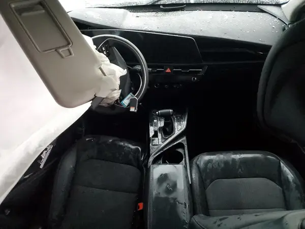 KNDCR3LE8R5174927 2024 KIA NIRO - Image 8