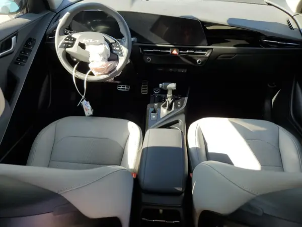 KNDCR3LE8R5184406 2024 KIA NIRO - Image 8